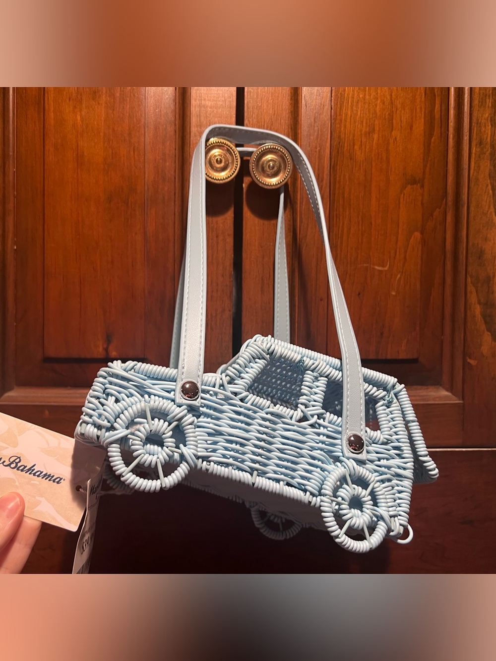 *Viral* Tommy Bahama Baby Blue Woven Car-Shaped Mini Bag - Picture 3 of 7